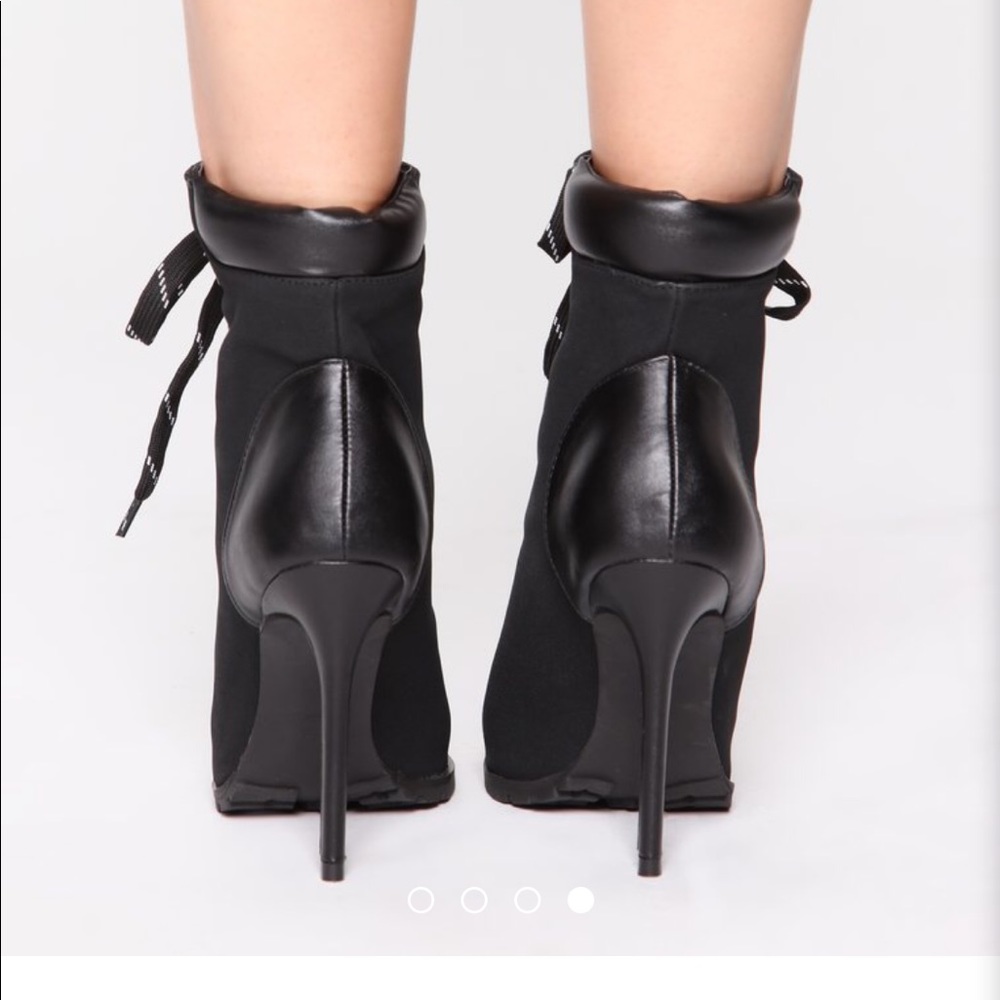 Boots - Picture 3 of 3